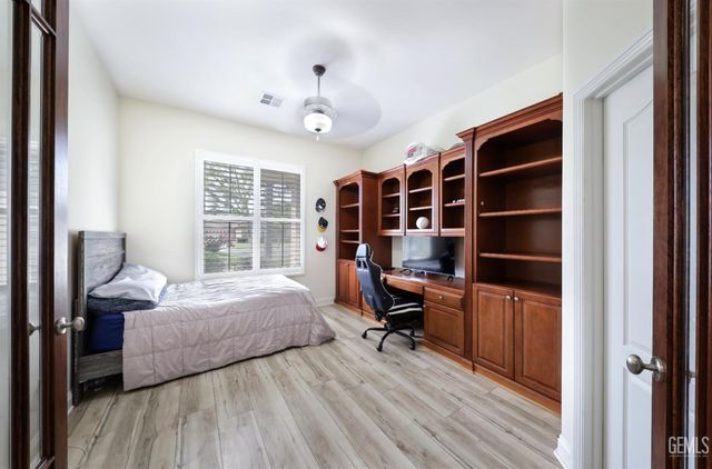 13300 Da Vinci Drive, Bakersfield, CA 93314