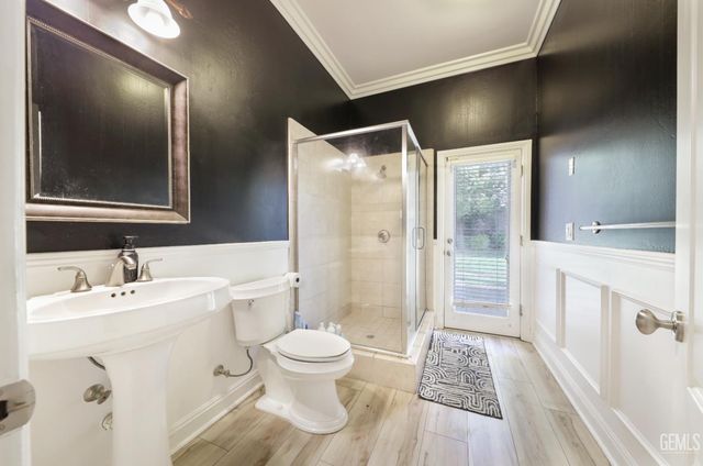 13300 Da Vinci Drive, Bakersfield, CA 93314