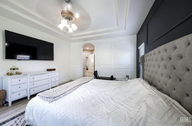 13300 Da Vinci Drive, Bakersfield, CA 93314