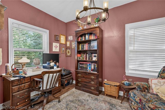2205 S V Street, Fort Smith, AR 72901
