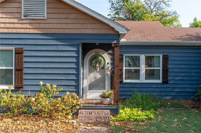 2205 S V Street, Fort Smith, AR 72901