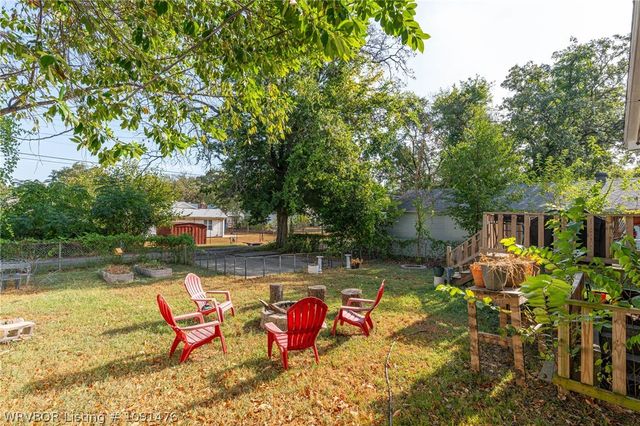 2205 S V Street, Fort Smith, AR 72901