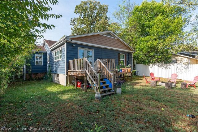 2205 S V Street, Fort Smith, AR 72901