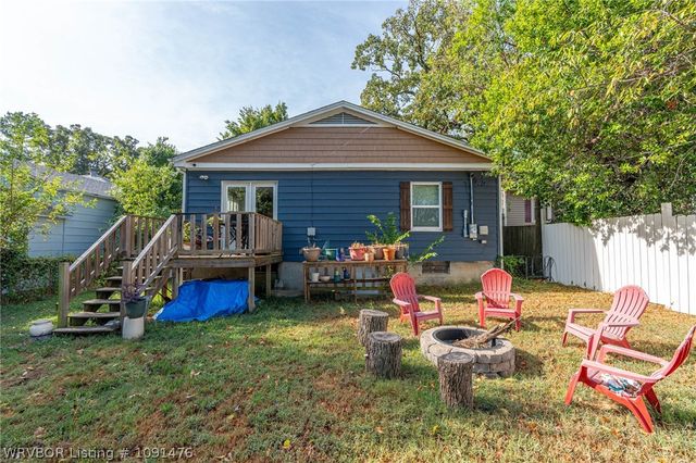 2205 S V Street, Fort Smith, AR 72901
