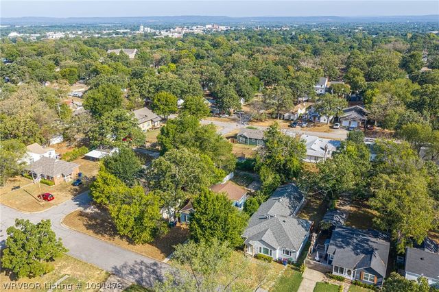 2205 S V Street, Fort Smith, AR 72901