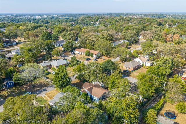 2205 S V Street, Fort Smith, AR 72901