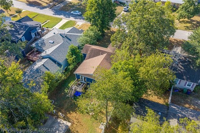 2205 S V Street, Fort Smith, AR 72901