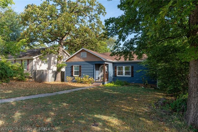 2205 S V Street, Fort Smith, AR 72901