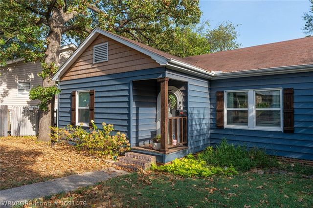 2205 S V Street, Fort Smith, AR 72901