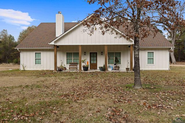 590 Old Woodley Rd., Marshall, TX 75672