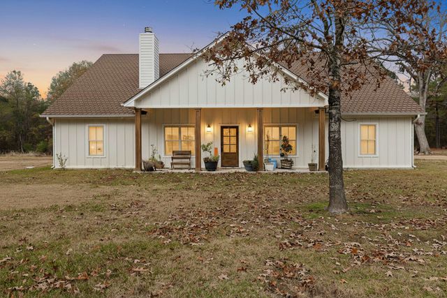 590 Old Woodley Rd., Marshall, TX 75672