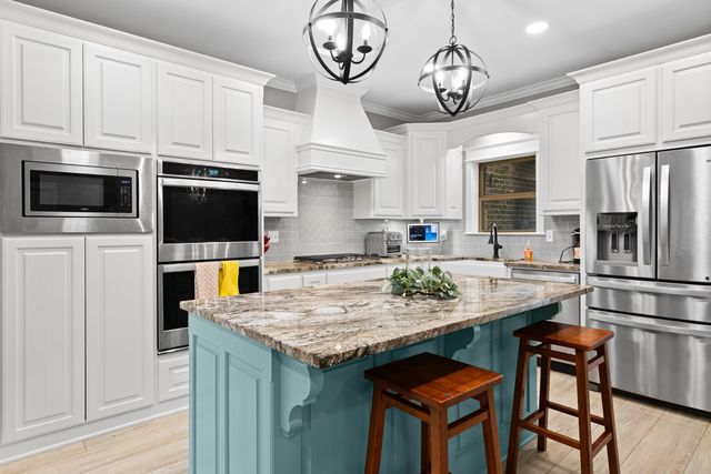 590 Old Woodley Rd., Marshall, TX 75672