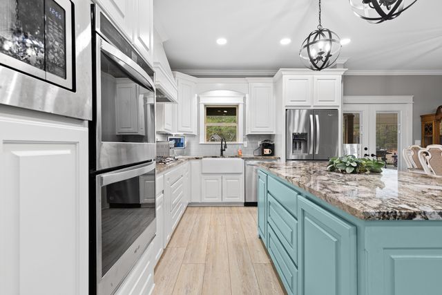 590 Old Woodley Rd., Marshall, TX 75672