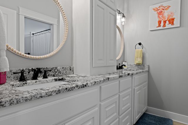 590 Old Woodley Rd., Marshall, TX 75672