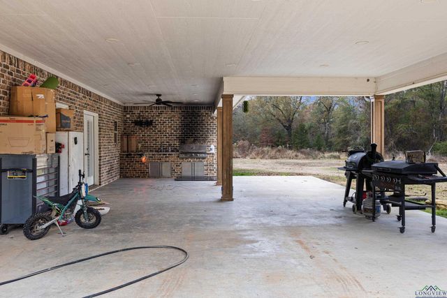 590 Old Woodley Rd., Marshall, TX 75672