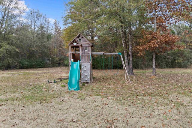 590 Old Woodley Rd., Marshall, TX 75672