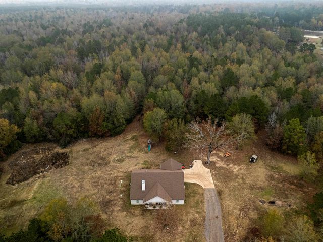 590 Old Woodley Rd., Marshall, TX 75672