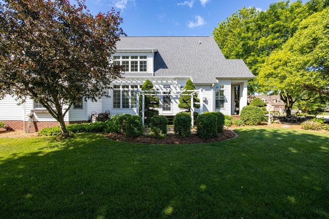 N7864 EDGEWATER COURT, Sherwood, WI 54169