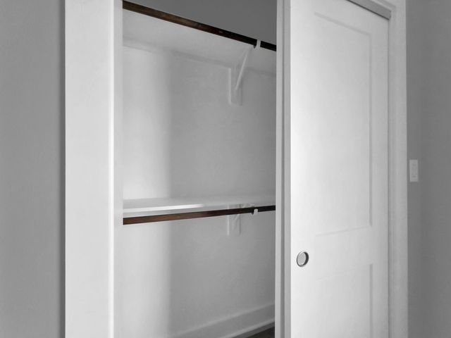 186 Ocean View Drive, Crystal Beach, TX 77650