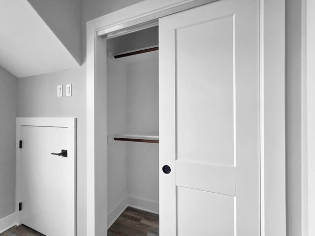 186 Ocean View Drive, Crystal Beach, TX 77650