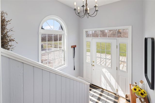 14 Hulls Court, Jamestown, RI 02835