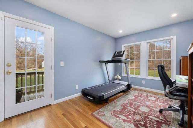 14 Hulls Court, Jamestown, RI 02835