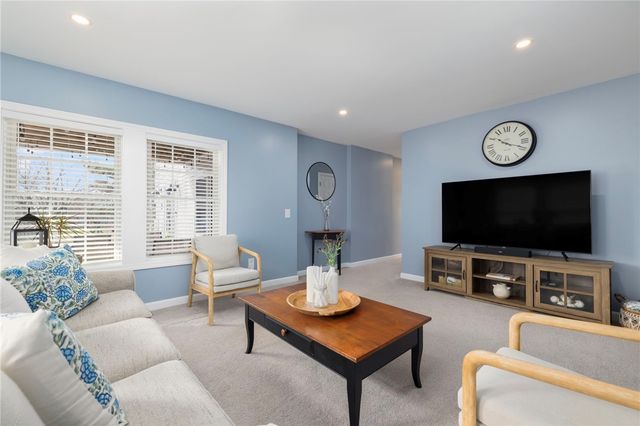 14 Hulls Court, Jamestown, RI 02835