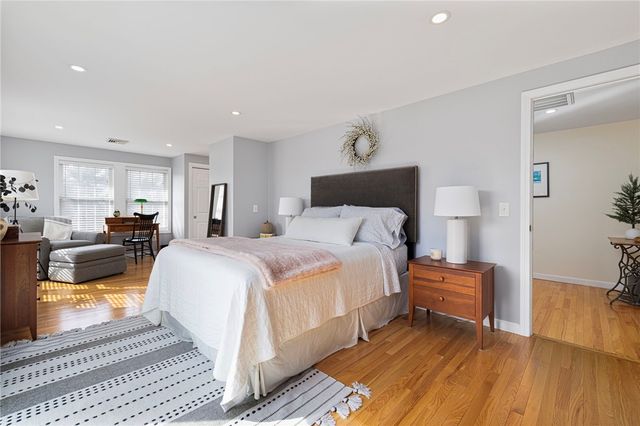 14 Hulls Court, Jamestown, RI 02835