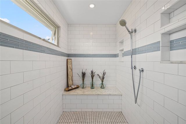 14 Hulls Court, Jamestown, RI 02835