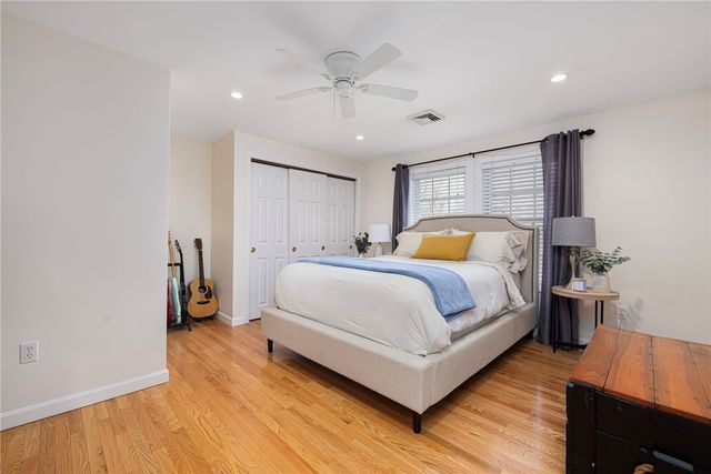 14 Hulls Court, Jamestown, RI 02835