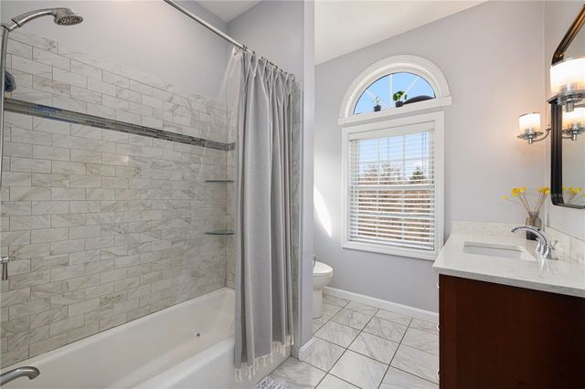 14 Hulls Court, Jamestown, RI 02835