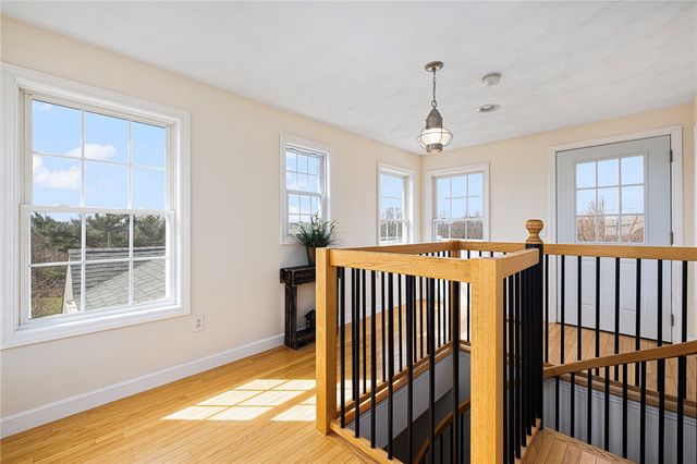 14 Hulls Court, Jamestown, RI 02835