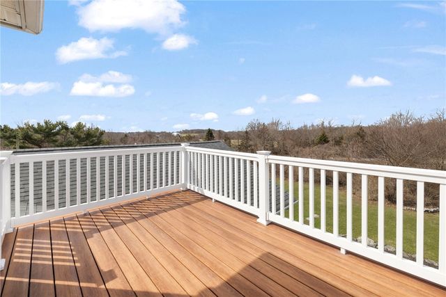 14 Hulls Court, Jamestown, RI 02835