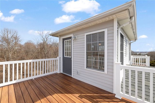 14 Hulls Court, Jamestown, RI 02835