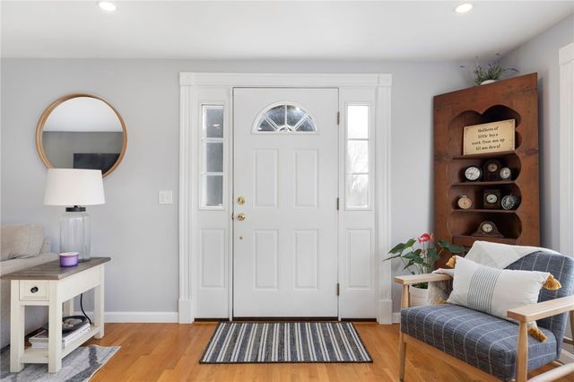 14 Hulls Court, Jamestown, RI 02835