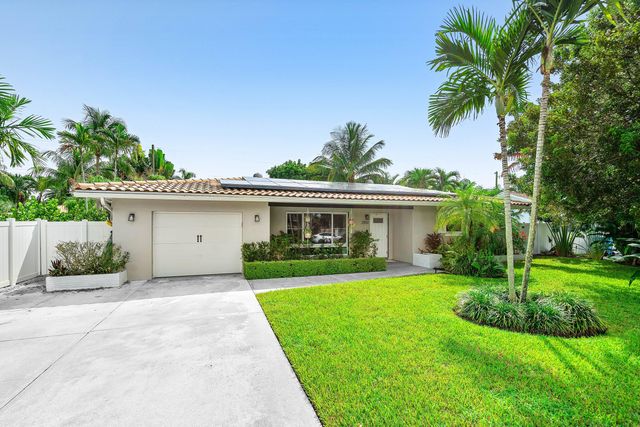2810 SW 5th Street, Boynton Beach, FL 33435