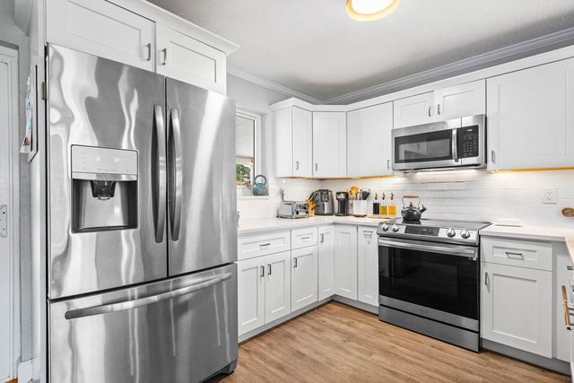 2810 SW 5th Street, Boynton Beach, FL 33435