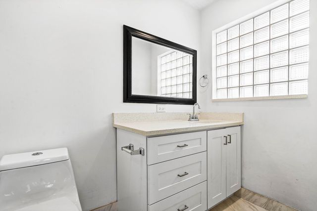 2810 SW 5th Street, Boynton Beach, FL 33435