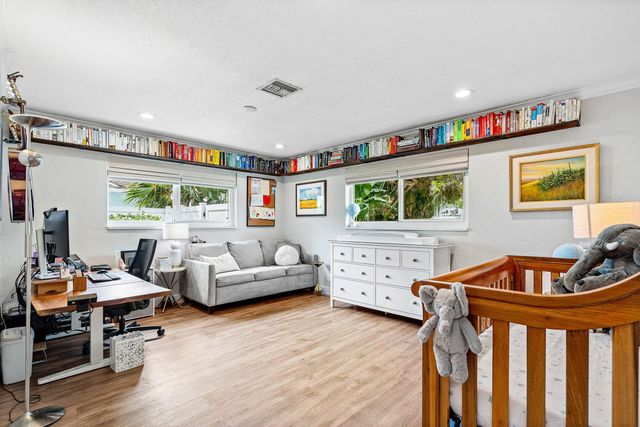 2810 SW 5th Street, Boynton Beach, FL 33435