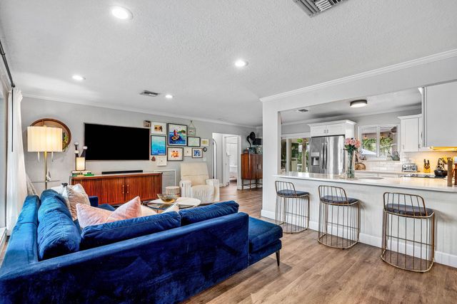 2810 SW 5th Street, Boynton Beach, FL 33435