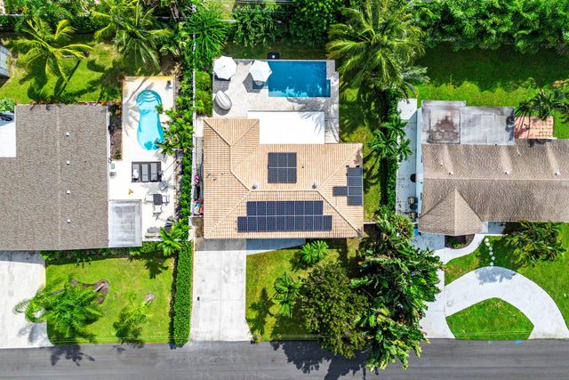 2810 SW 5th Street, Boynton Beach, FL 33435