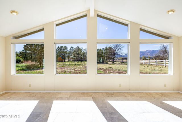 8230 Koch Field Road, Flagstaff, AZ 86004