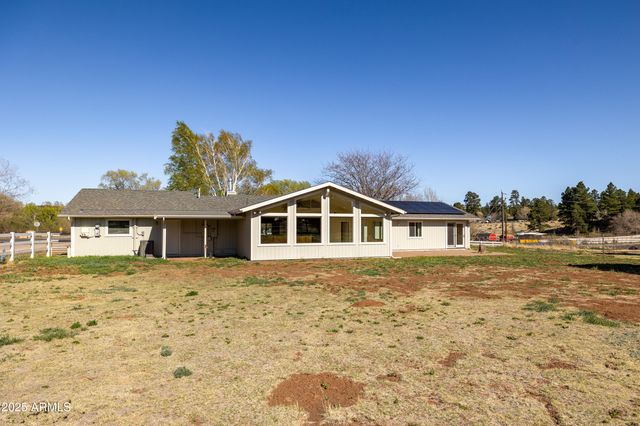 8230 Koch Field Road, Flagstaff, AZ 86004