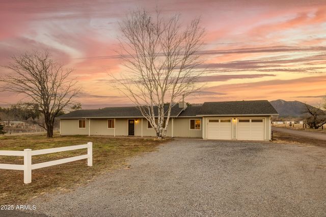 8230 Koch Field Road, Flagstaff, AZ 86004