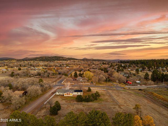 8230 Koch Field Road, Flagstaff, AZ 86004