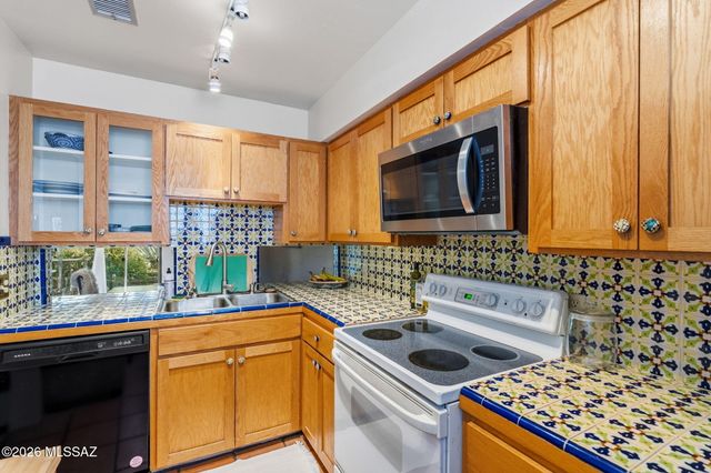 3752 E 4th Street, Tucson, AZ 85716