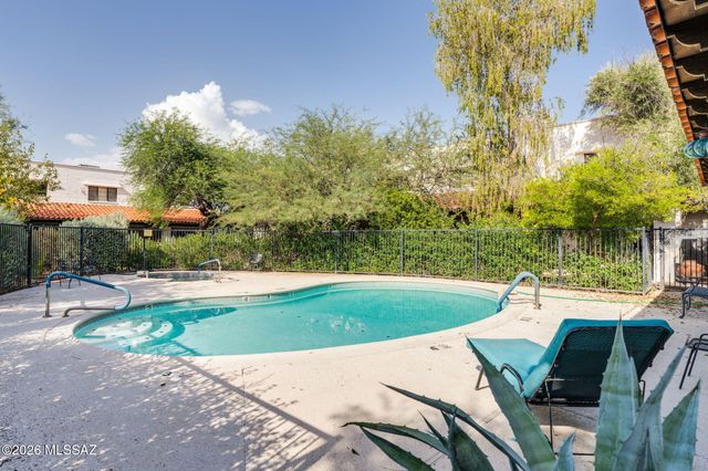 3752 E 4th Street, Tucson, AZ 85716
