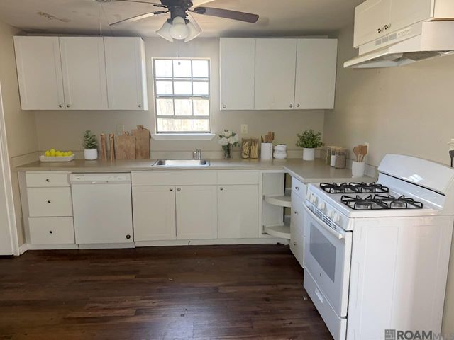 18718 Ducros Rd, Prairieville, LA 70769