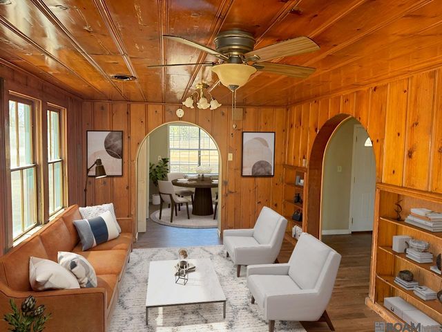 18718 Ducros Rd, Prairieville, LA 70769