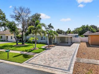 1036 MADISON STREET, Largo, FL 33770